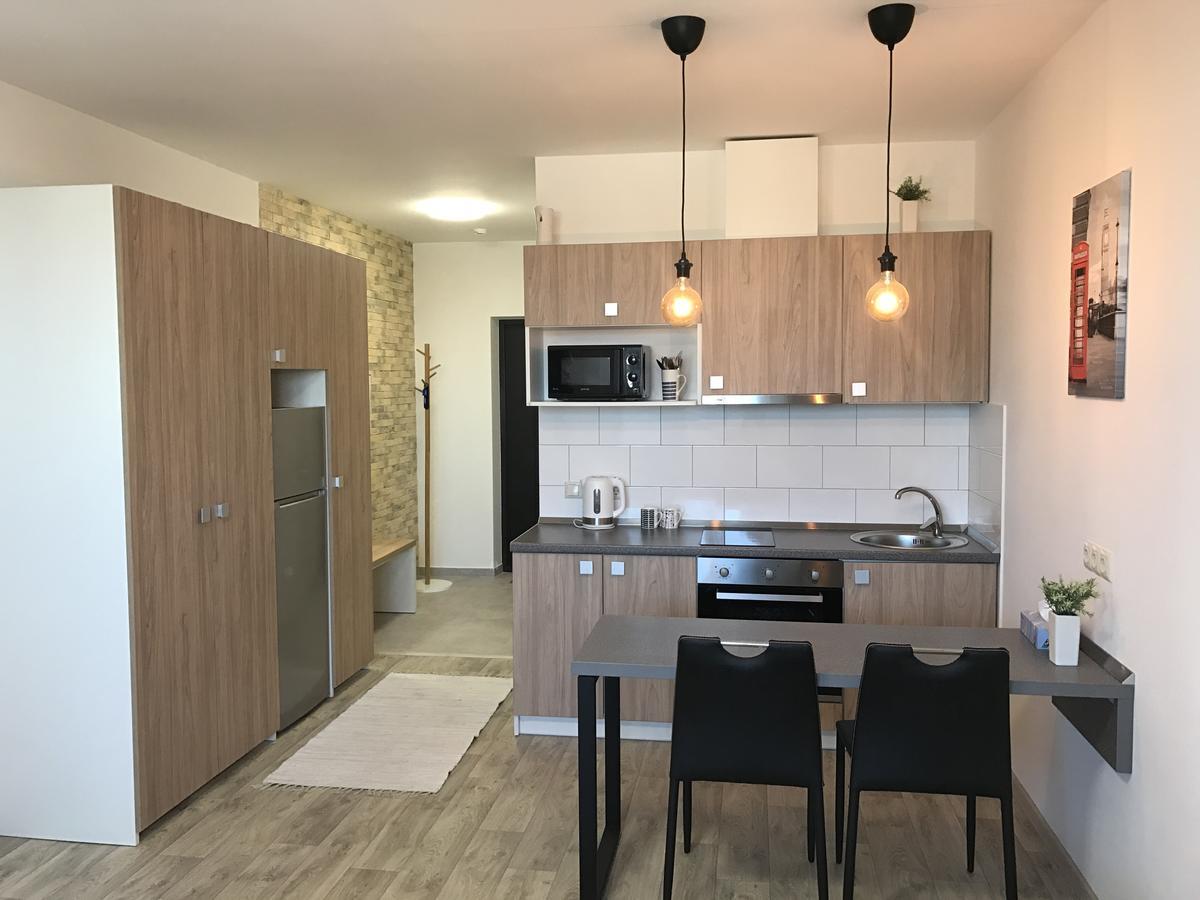 Святобор Lux Apartments Kiev Esterno foto