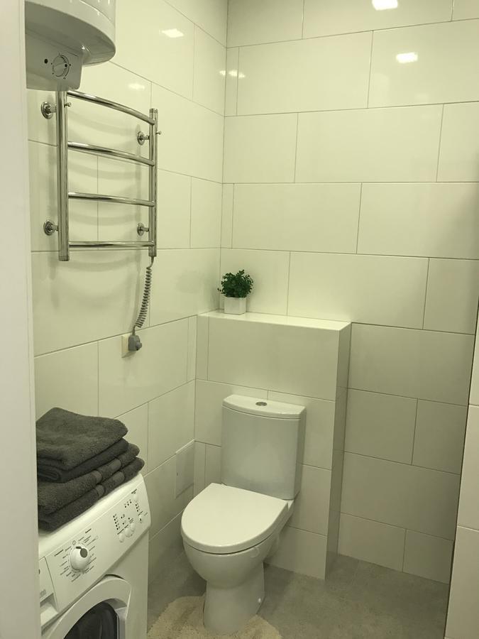 Святобор Lux Apartments Kiev Esterno foto