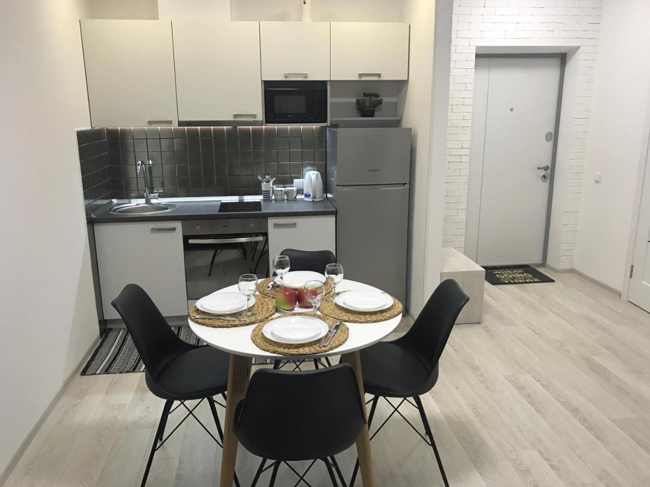 Святобор Lux Apartments Kiev Esterno foto