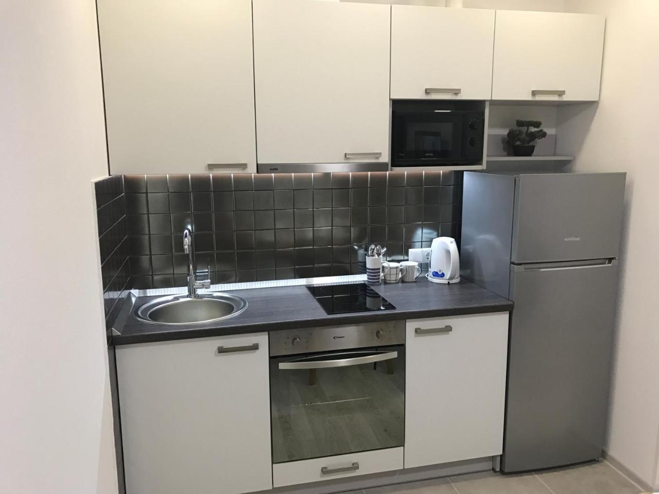 Святобор Lux Apartments Kiev Esterno foto